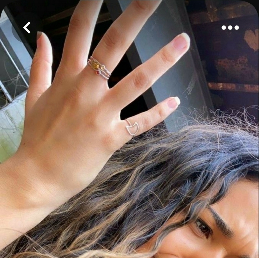 Not selling In search of heart Ring